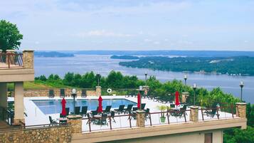 Seasonal outdoor pool, sun loungers