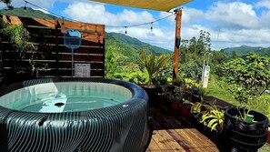 Baignoire à remous extérieure
