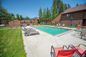 Pool - Aspen Escape- Walk to Davis Beach, 3BD/2BA w/Pool (McCall)