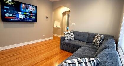 Nice 4-bedroom apartment near everything