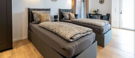 Free WiFi, bed sheets, wheelchair access