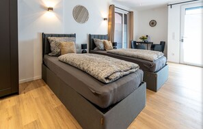 Free WiFi, bed sheets, wheelchair access