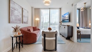 Living area - NoMad Residences Wynwood FIFA Fan Stay (Miami)