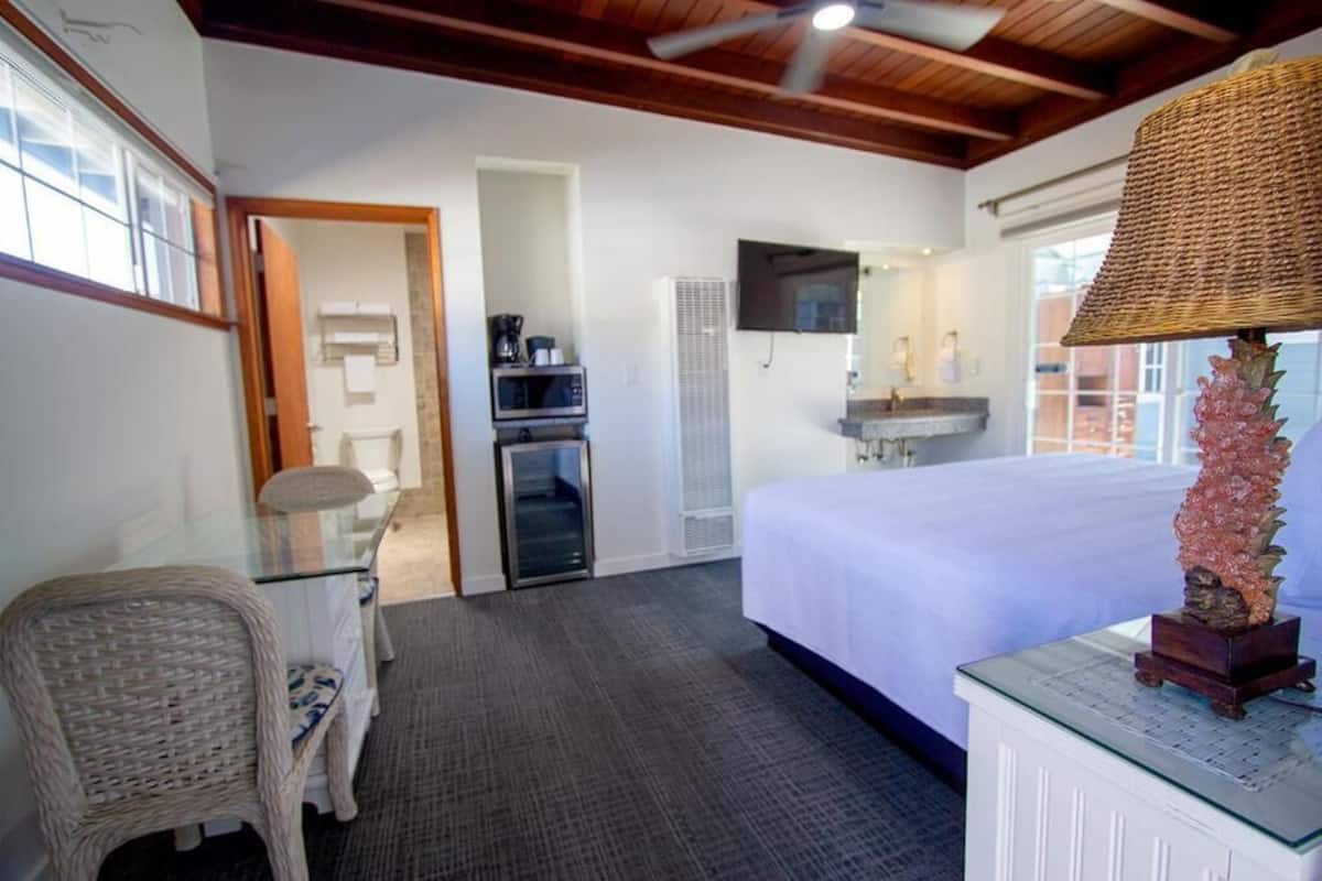 Standard Double Room, Patio | Blackout drapes, iron/ironing board, free WiFi