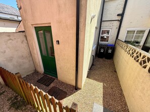Exterior detail - Salisbury City Centre Cottage (Wiltshire)