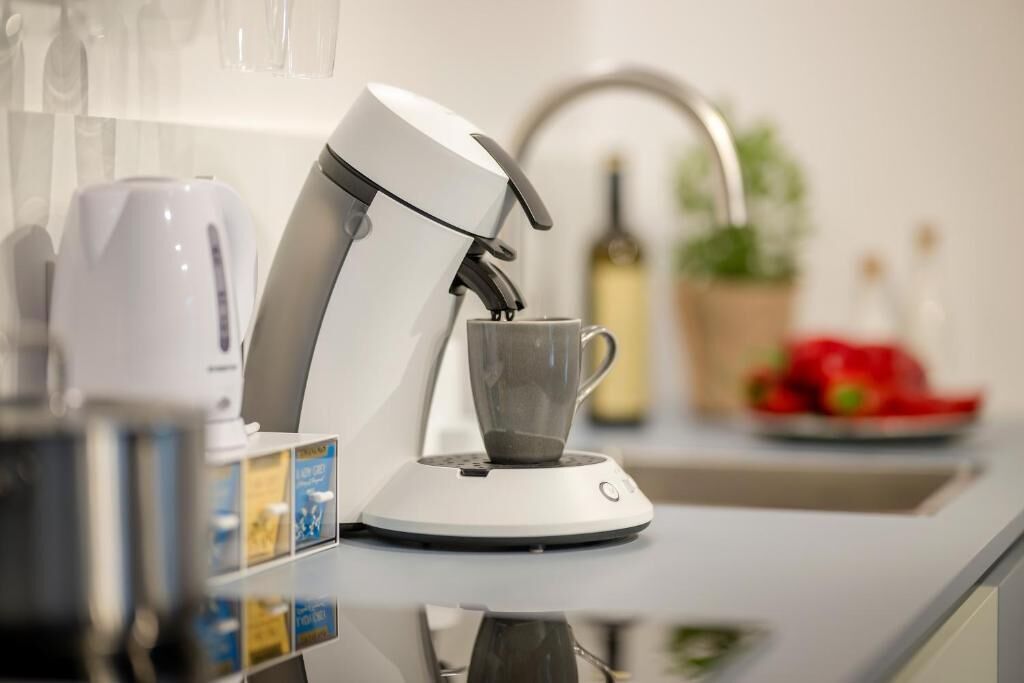 Kaffee und/oder Kaffeemaschine