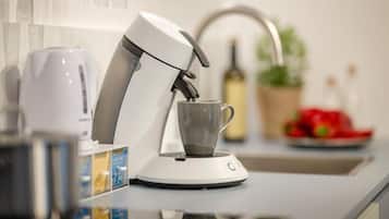 Kaffee und/oder Kaffeemaschine
