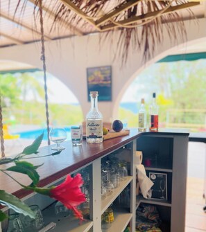 Bar (en la propiedad)