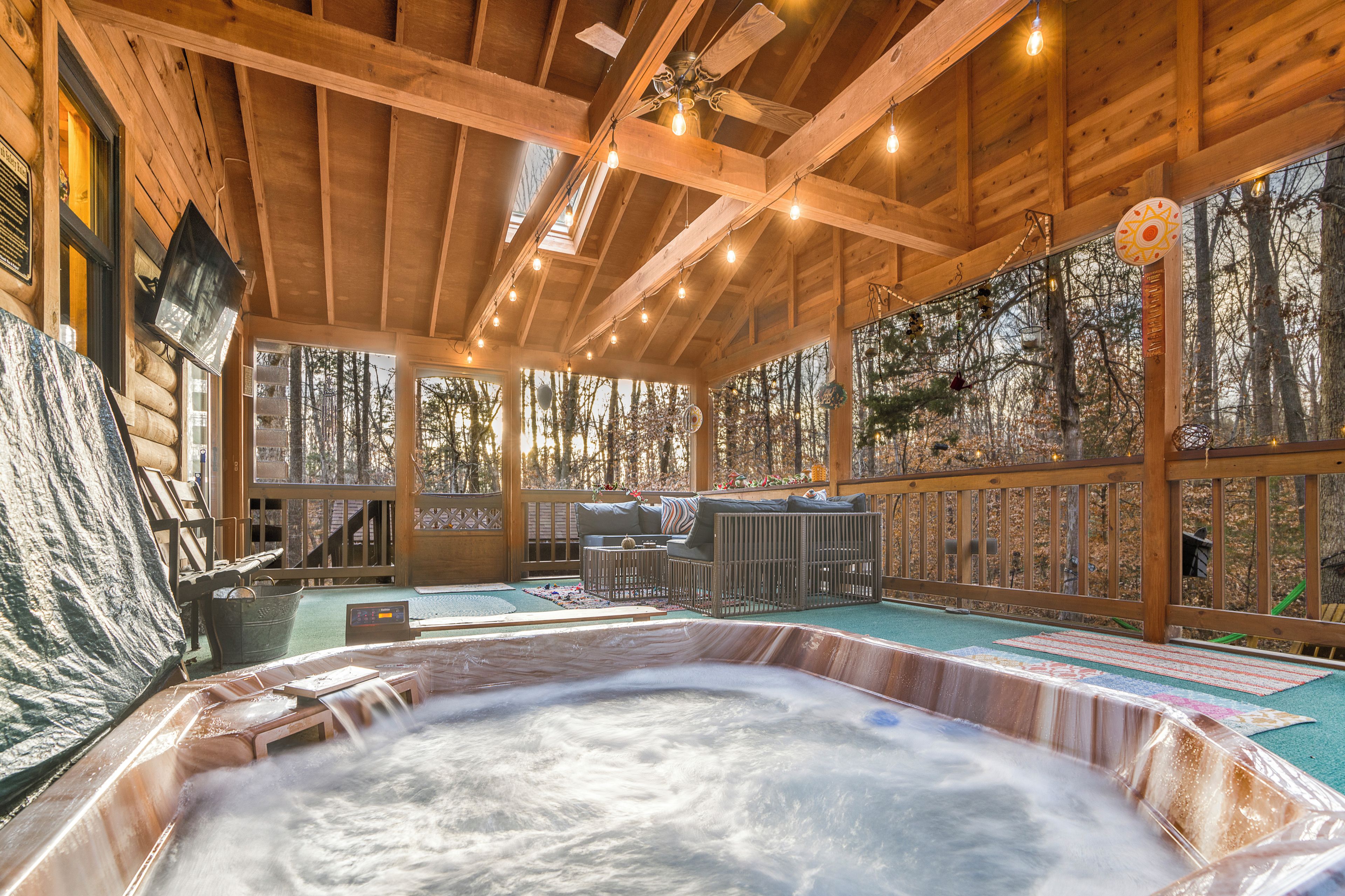 Indoor spa tub