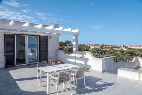 Luxury Beachfront Villa Kaleidos