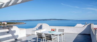 Luxury Beachfront Villa Kaleidos