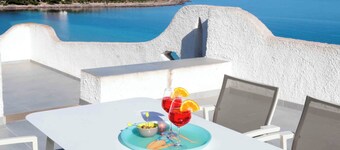 Luxury Beachfront Villa Kaleidos