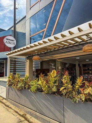 Exterior detail - HOTEL AIKOS (Yumbo)