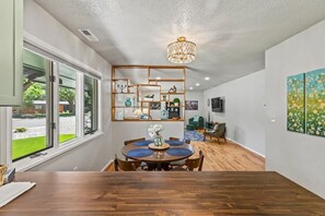 Dining - The Willow House-Remodeled Near The Black Canyon (Montrose)