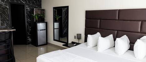 1 bedroom, iron/ironing board, Internet, bed sheets