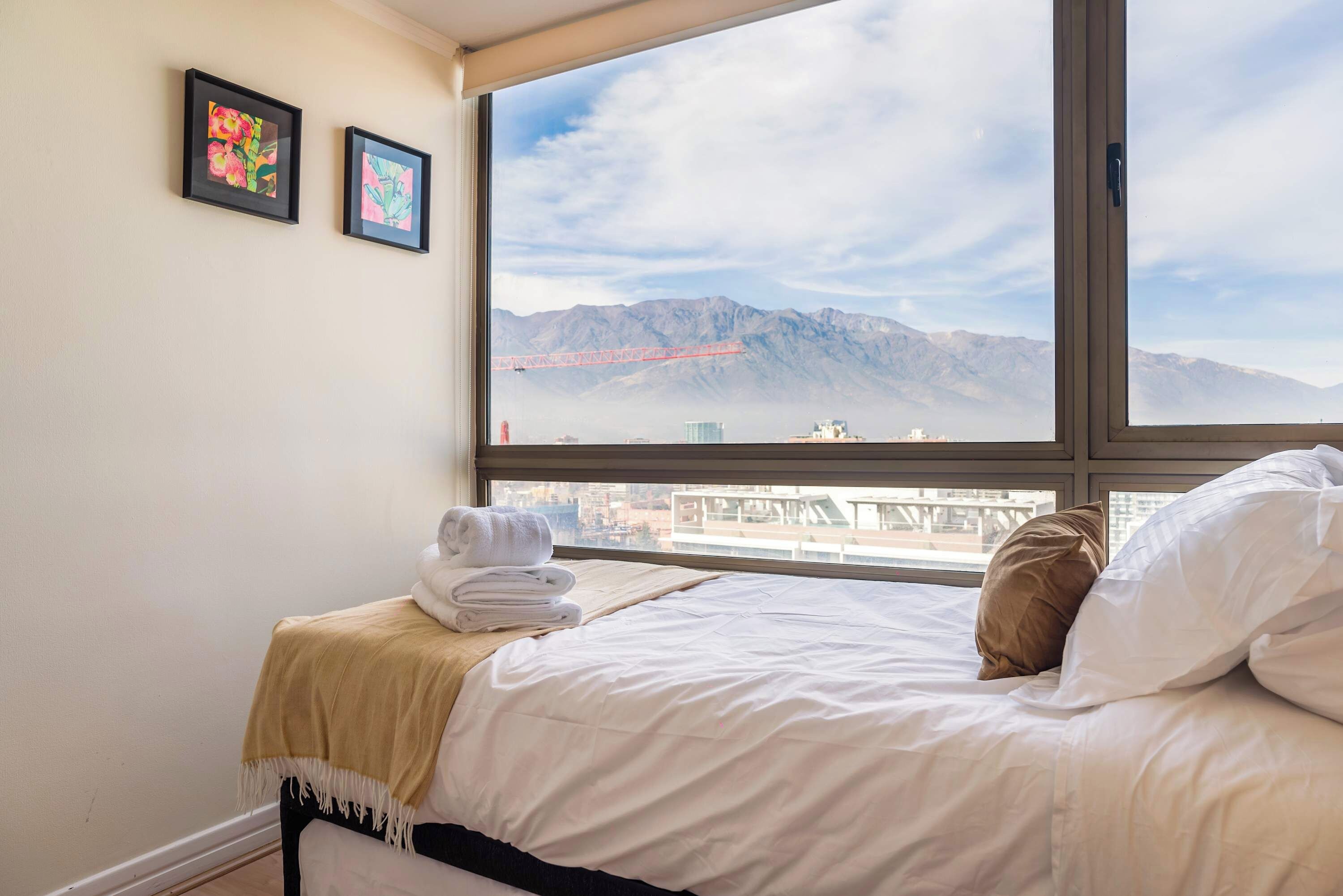 2 bedrooms, iron/ironing board, WiFi (free), bed sheets
