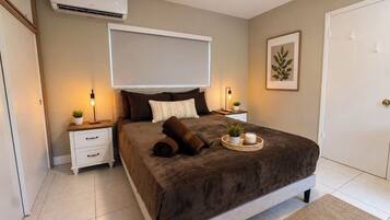 1 bedroom, desk, iron/ironing board, free WiFi