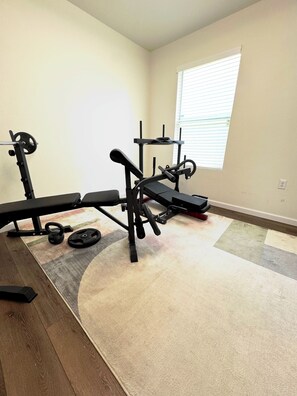 Fitness facility - Sunny Home, Private Pool/Spa, In-home Gym! A GEM! (Austin)