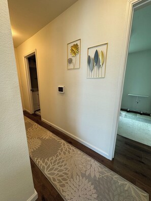 Interior - Sunny Home, Private Pool/Spa, In-home Gym! A GEM! (Austin)