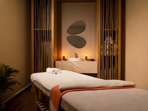 Espace de soins pour les couples, hammam, soins corporels