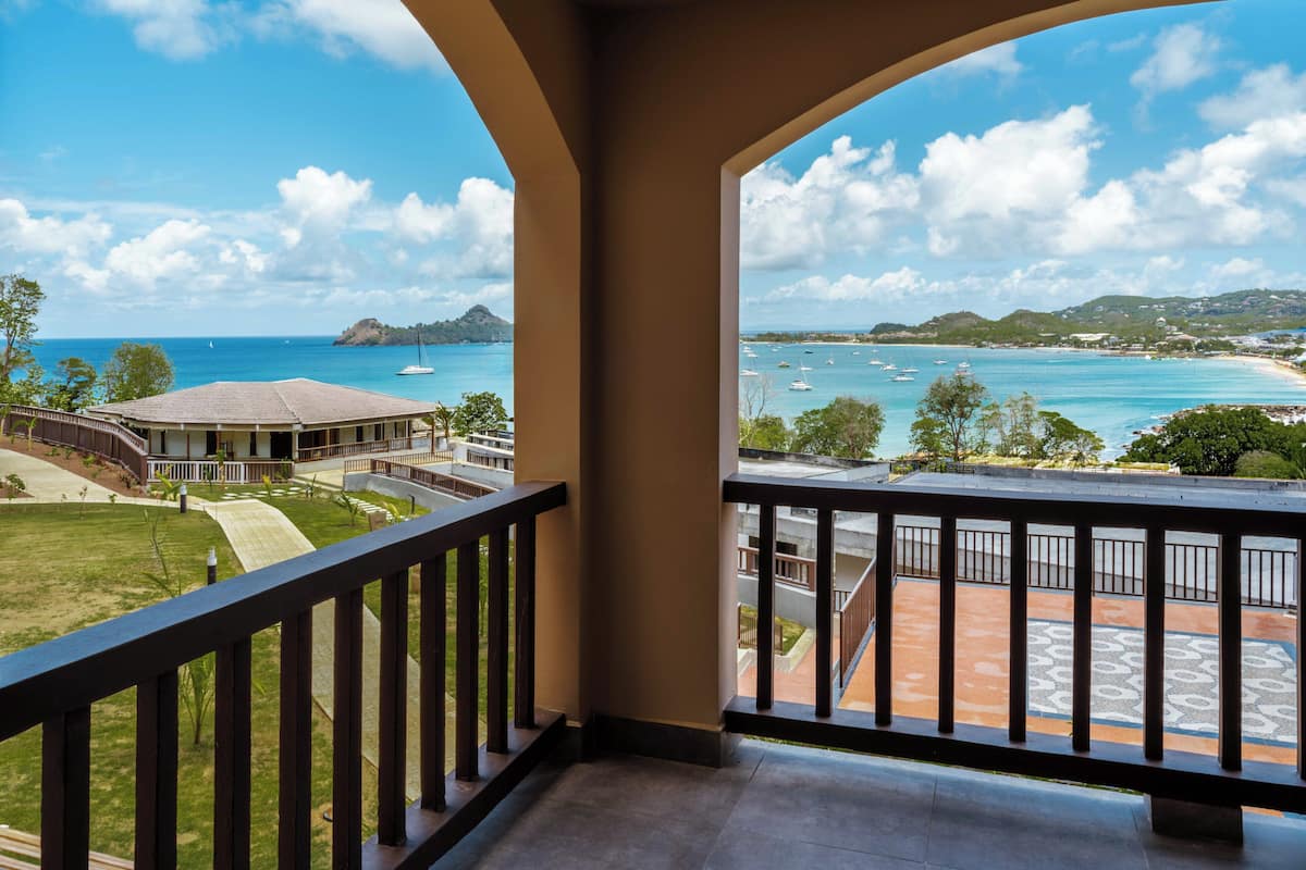 Standard Room, Balcony, Ocean View | Desk, blackout drapes, iron/ironing board, free WiFi