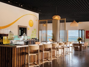 Bar (di hartanah)