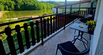 Rebeka Apartment - Peaceful 1-bedroom apartment with AC in charming Tryavna