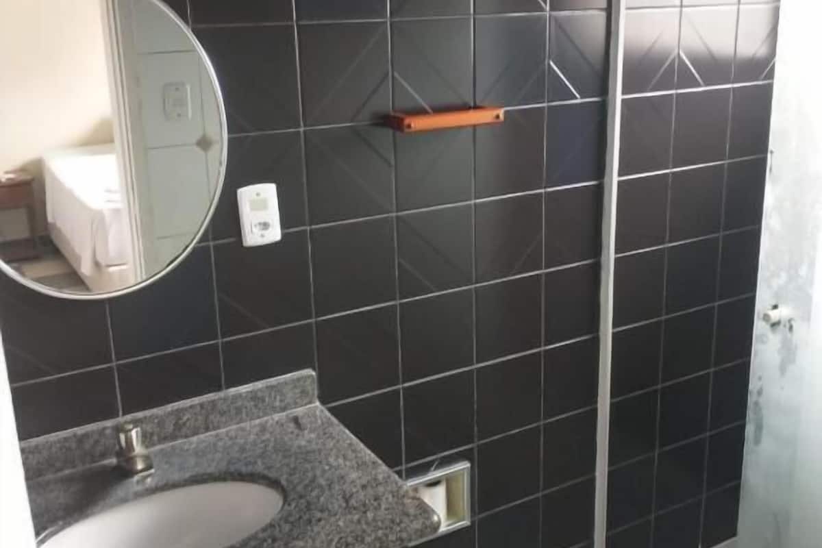 Shower, towels, soap, toilet paper
