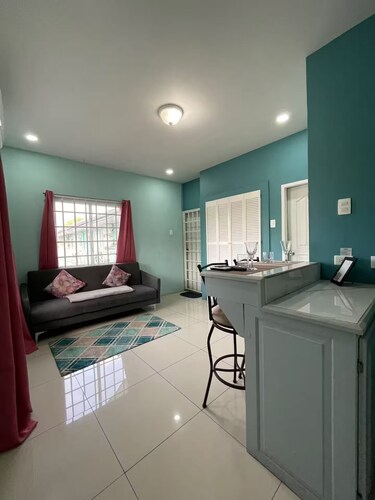 Cozy 1-bedroom apartment in welcoming Trinidad & Tobago with AC