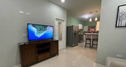 Cozy 1-bedroom apartment in beautiful Saint Helena with AC