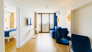 Apartemen Comfort, balkon | Interior