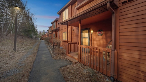 Straight Brook by Avantstay Heated Pool + Game Lounge Near Gore Mtn