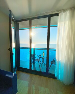 Phòng Suite dành cho gia đình, ban công, quang cảnh biển | Nội thất