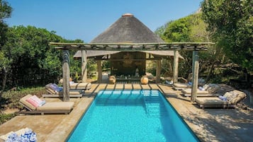 Deluxe-Suite, Poolblick | Pool