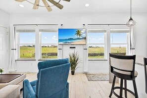Living area - Luxe 2BR: Boardwalk + 3rd Floor Deck (Port Aransas)
