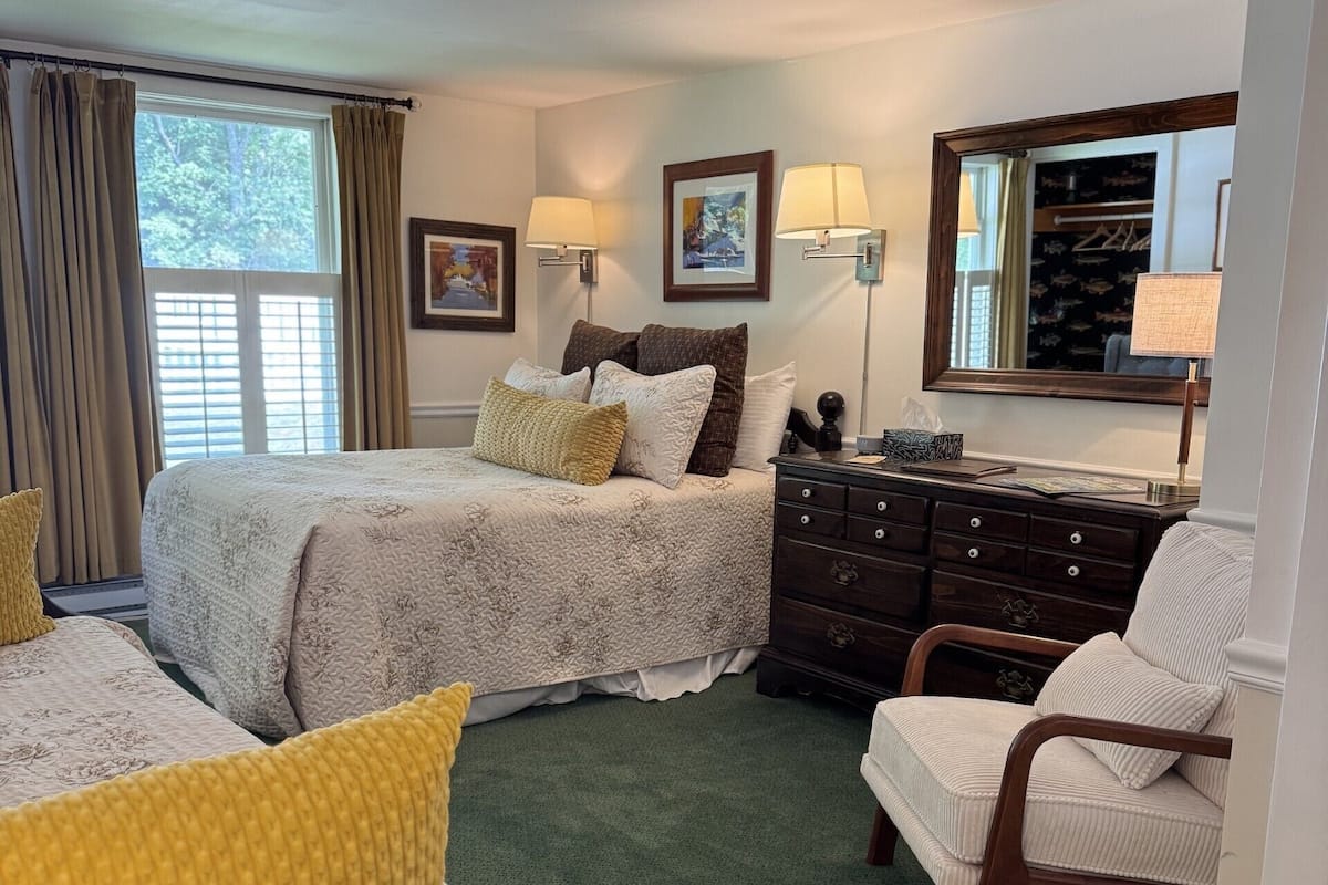 Classic Quadruple Room, Garden View | Premium bedding, free WiFi, individually decorated