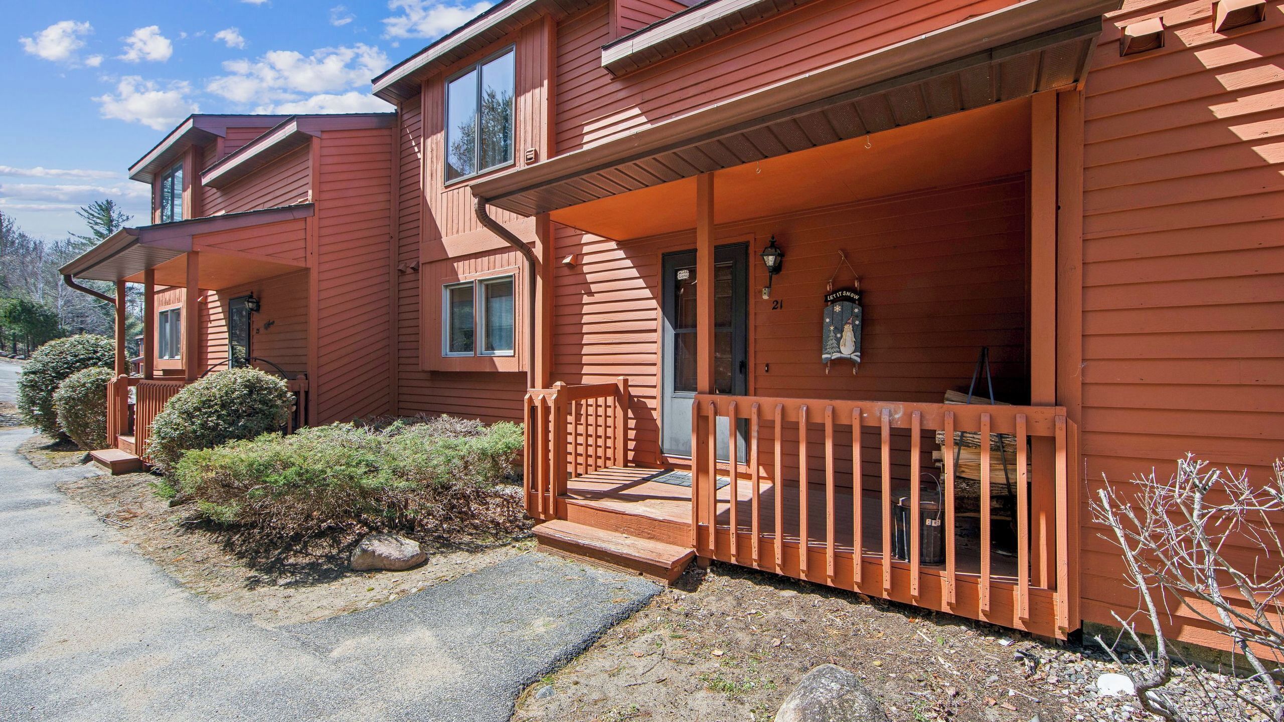 House (2 Bedrooms) | Front of property
