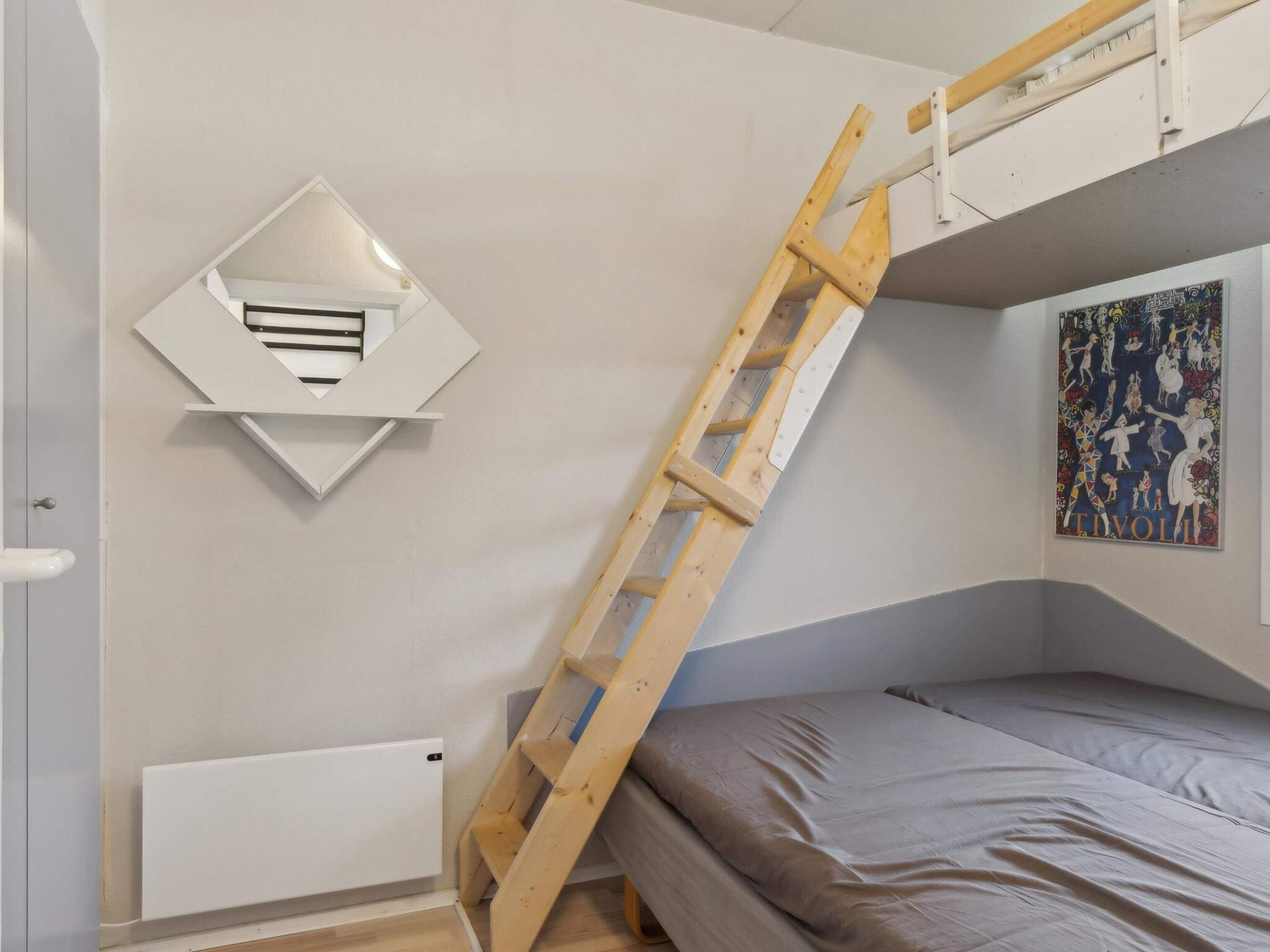House | 1 bedroom, individually furnished