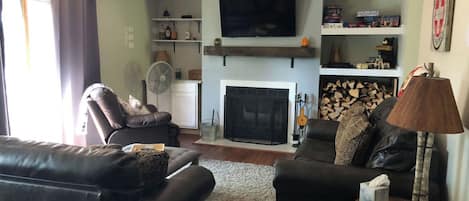 Talo (4 Bedrooms) | Majoituspaikan julkisivu