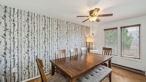 Nhà (2 Bedrooms) | Nội thất