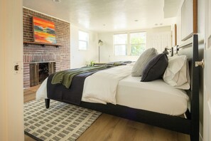 4 dormitorios, cuna de viaje, wifi gratis y ropa de cama