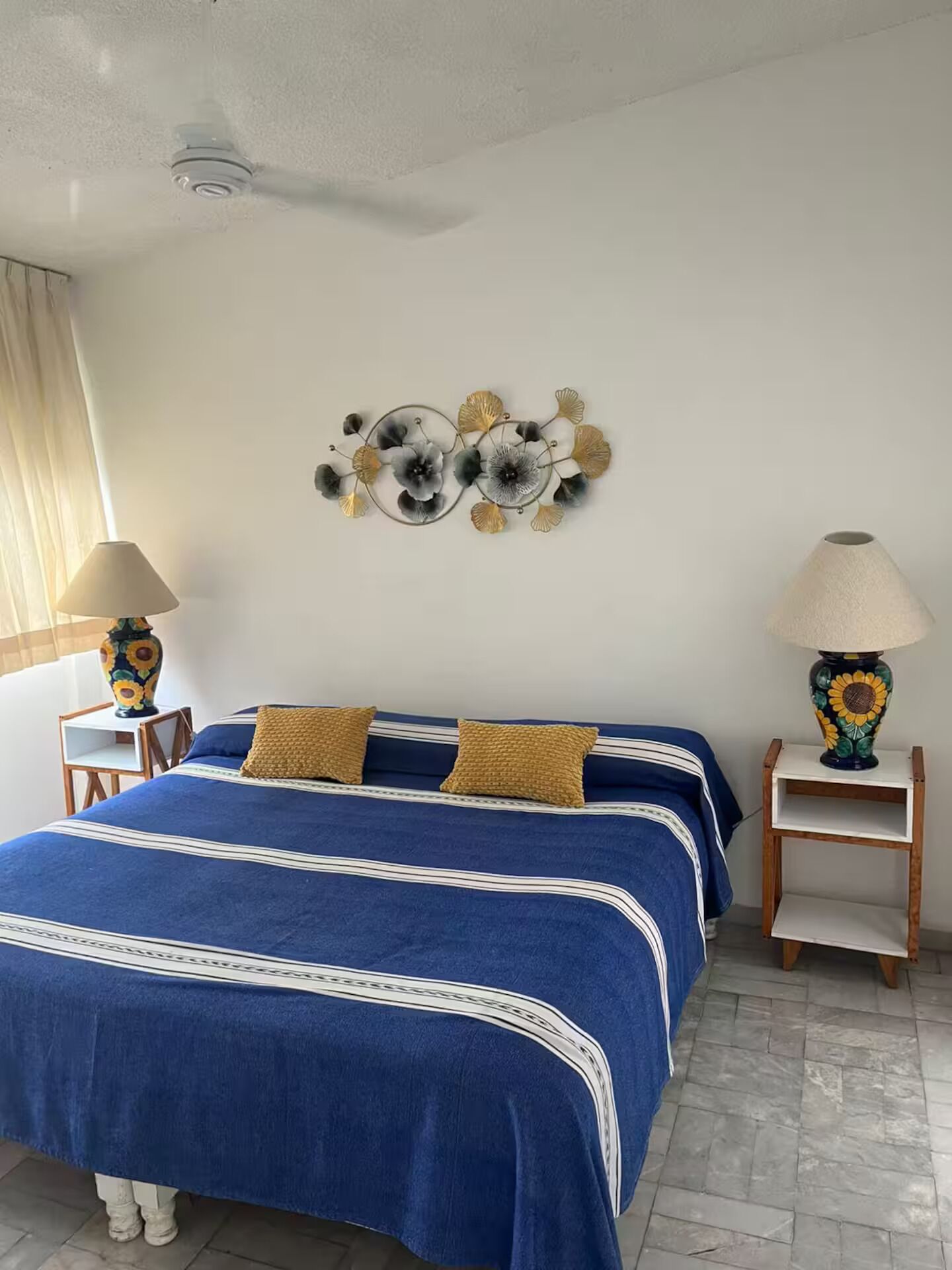 Ferros/tábuas de passar roupa, Wi-Fi, roupa de cama