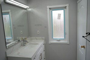 Bathroom - Grand 6BR Home | Designed for Families & Large Groups (Brampton)