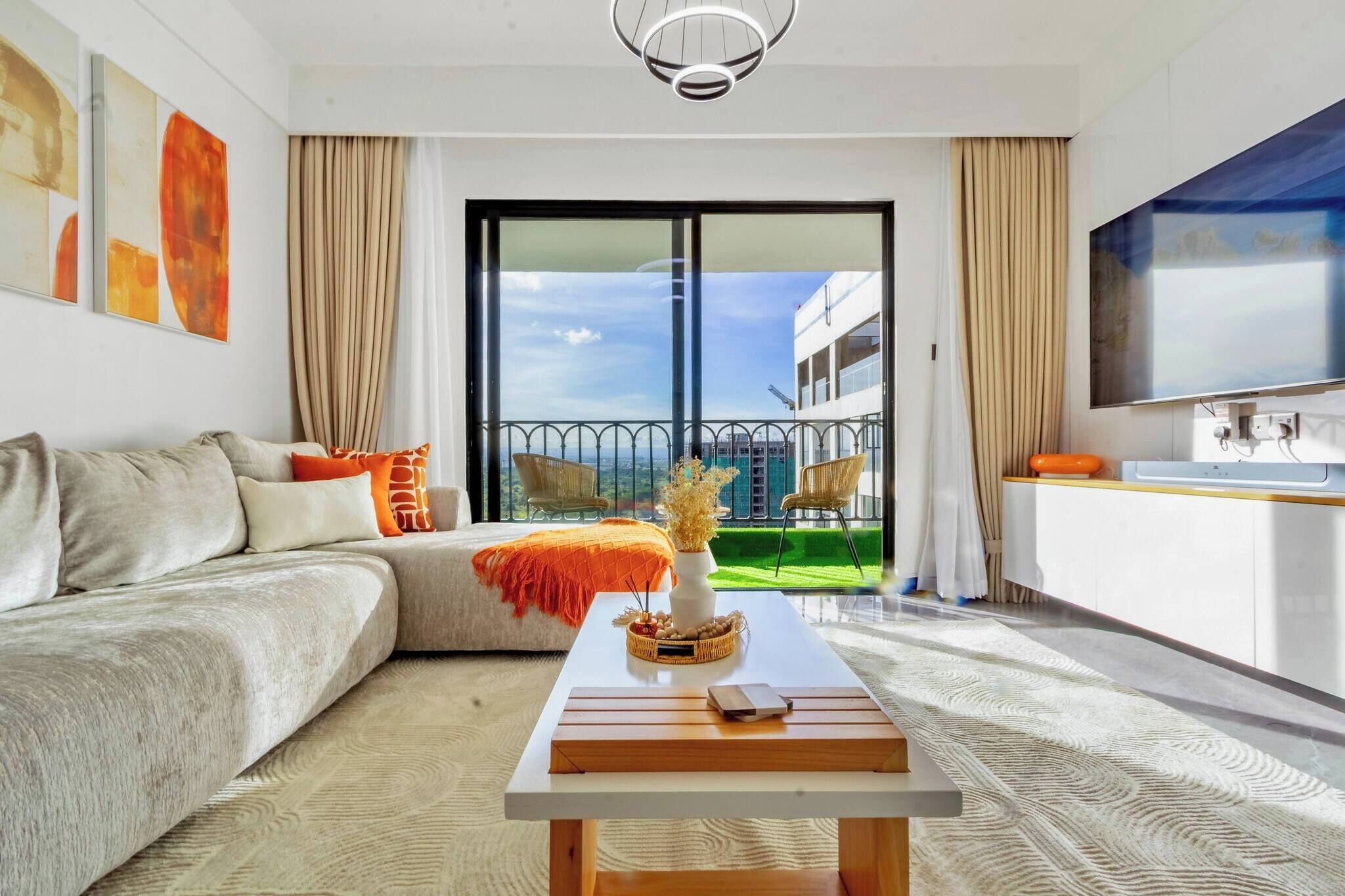 Apartment, 1 Bedroom, Balcony | Living room
