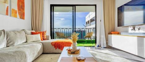 Apartment, 1 Bedroom, Balcony | Living room