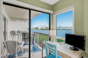 Interior - Waterview #105 - condo with tranquil Intracoastal views in Indian Shores. (Indian Shores)