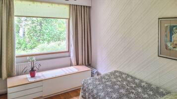 2 bedrooms