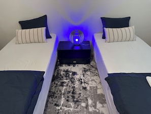 2 quartos, ferros/tábuas de passar roupa, Wi-Fi de cortesia