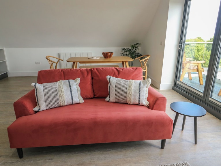 Glynllifon 8, Family Friendly, Country Holiday Cottage In Benllech - Benllech