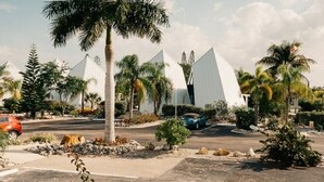 Property grounds - Luxor Pyramid – Tropical Paradise in Fort Myers (Fort Myers)